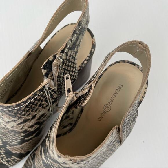 Treasure & Bond snake pattern stacked heel peep toes shoes size 8.5 - Picture 3 of 12